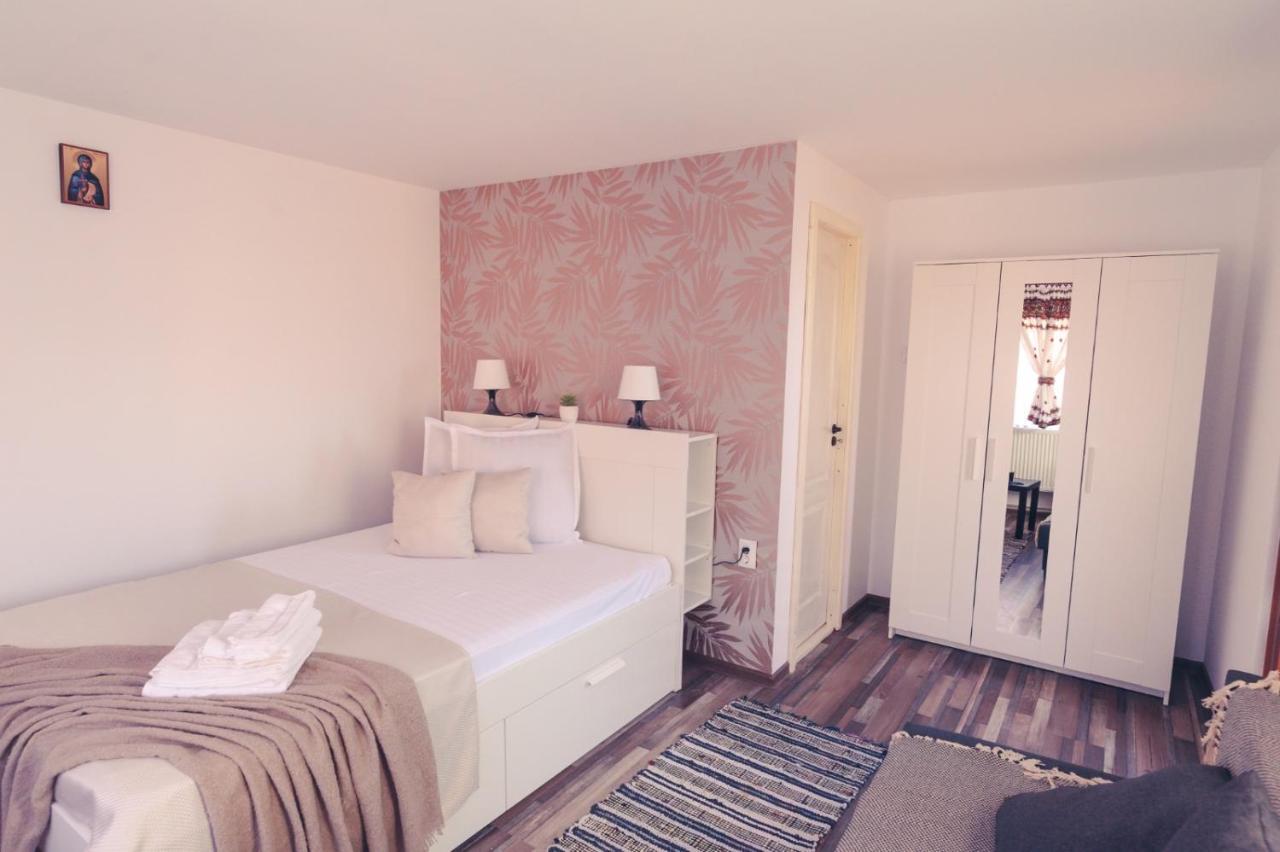 Rebecca Land Hotel Corbi Eksteriør billede